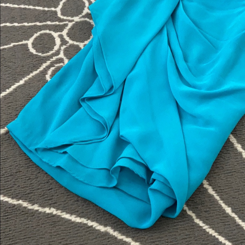LULU'S DRESS 👗 - Picture 5 of 7